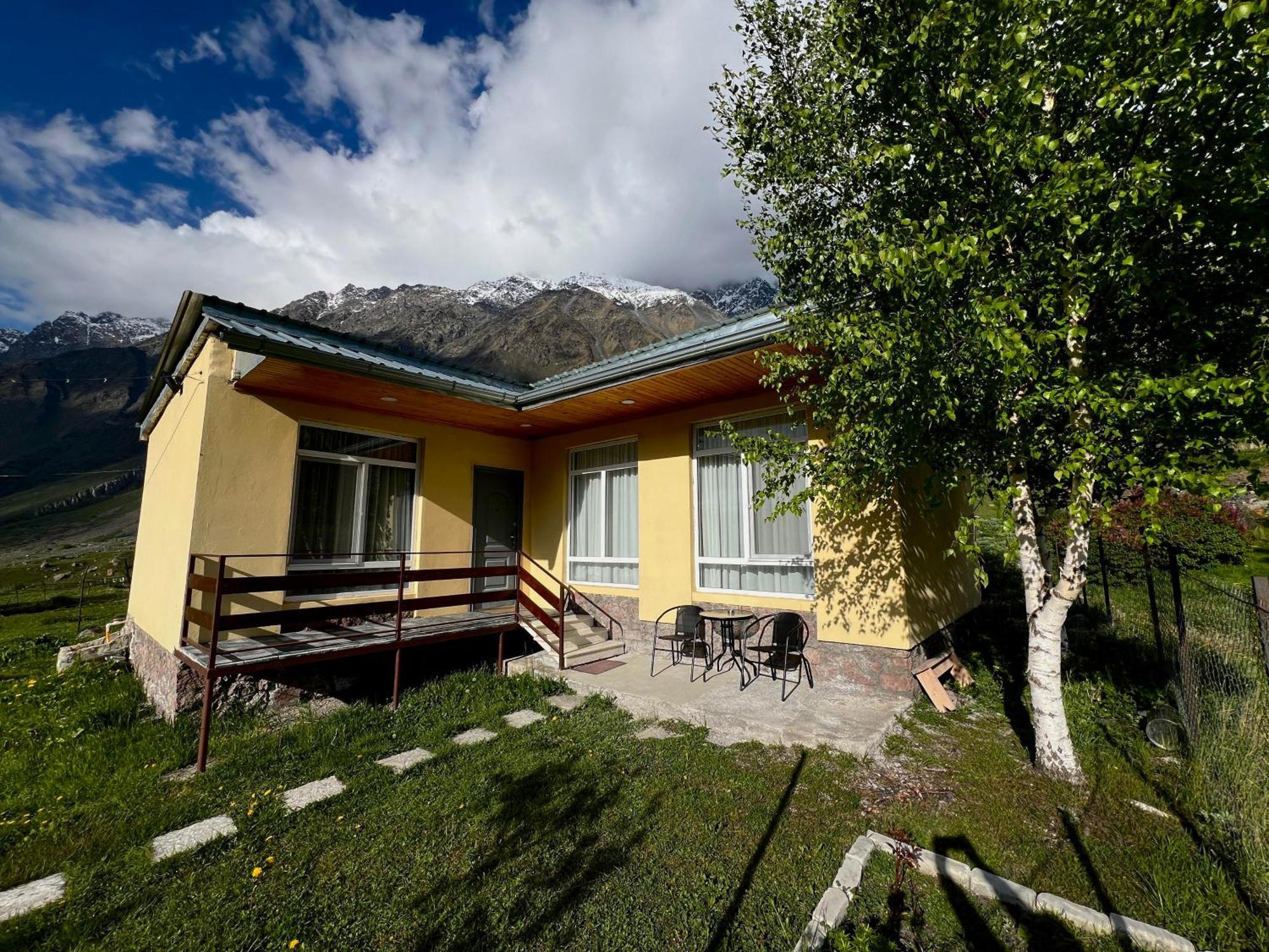 Mountain Kazbegi Apartment Εξωτερικό φωτογραφία