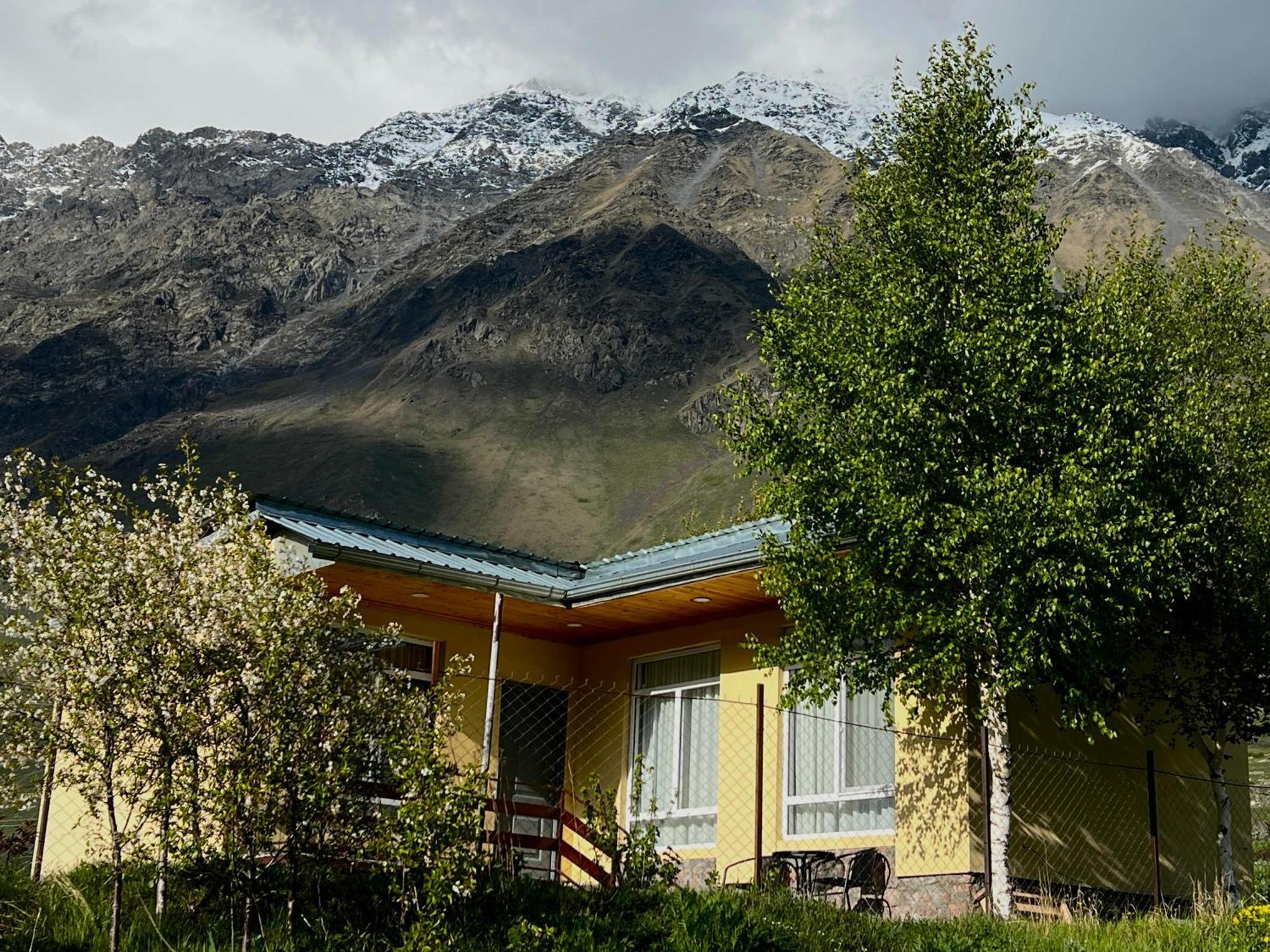 Mountain Kazbegi Apartment Εξωτερικό φωτογραφία